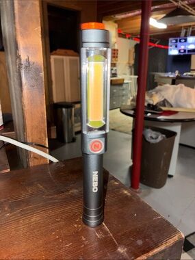 NEBO Franklin 
Gray and Orange LED Work Light
